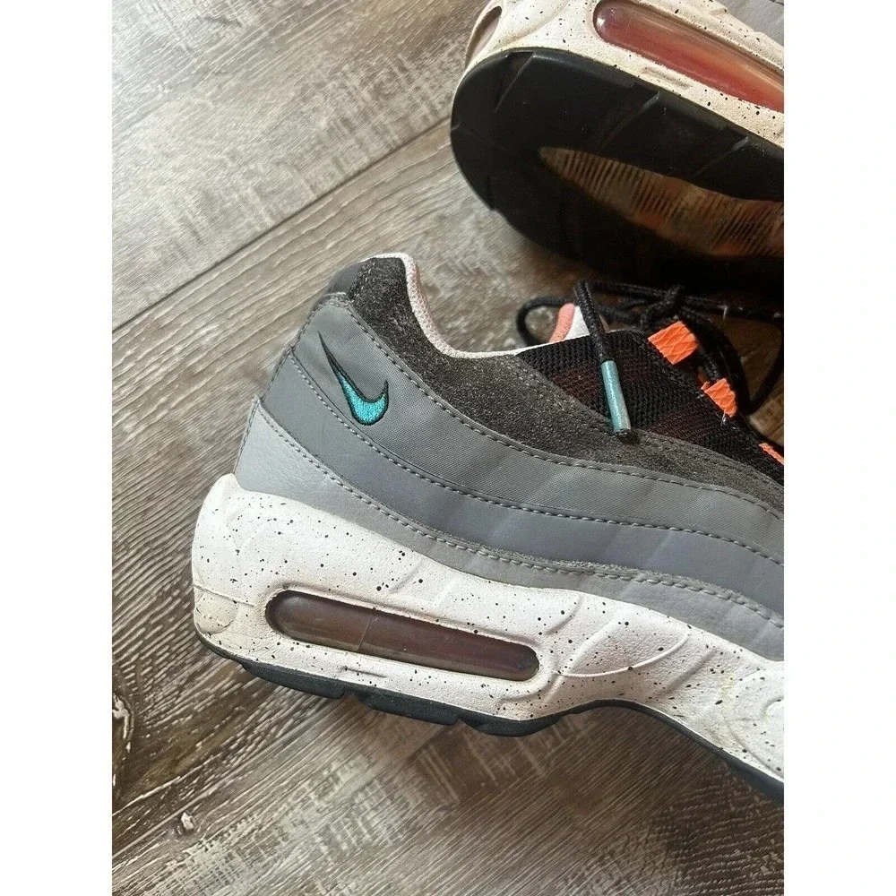 Nike Air Max 95 Black Speckled Men's Size 10 White/Orange/Gray.